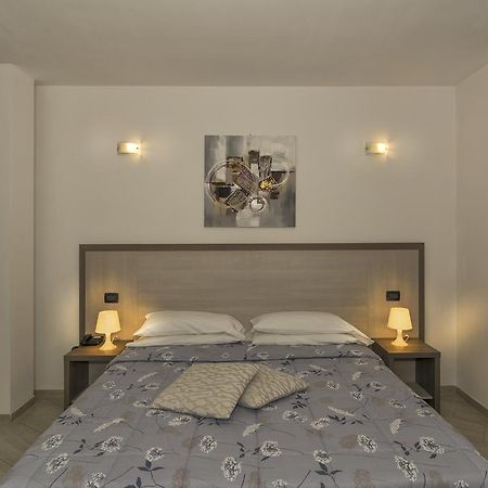 Hotel Lido Inn Lido di Camaiore Eksteriør bilde