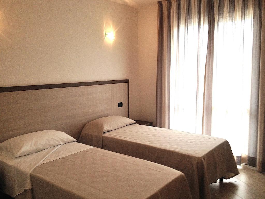 Hotel Lido Inn Lido di Camaiore Eksteriør bilde